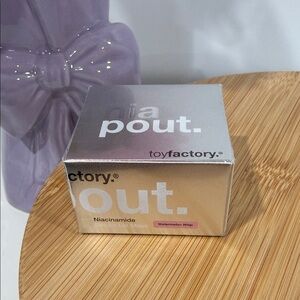 Toyfactory Niapout Serum Lip Mask